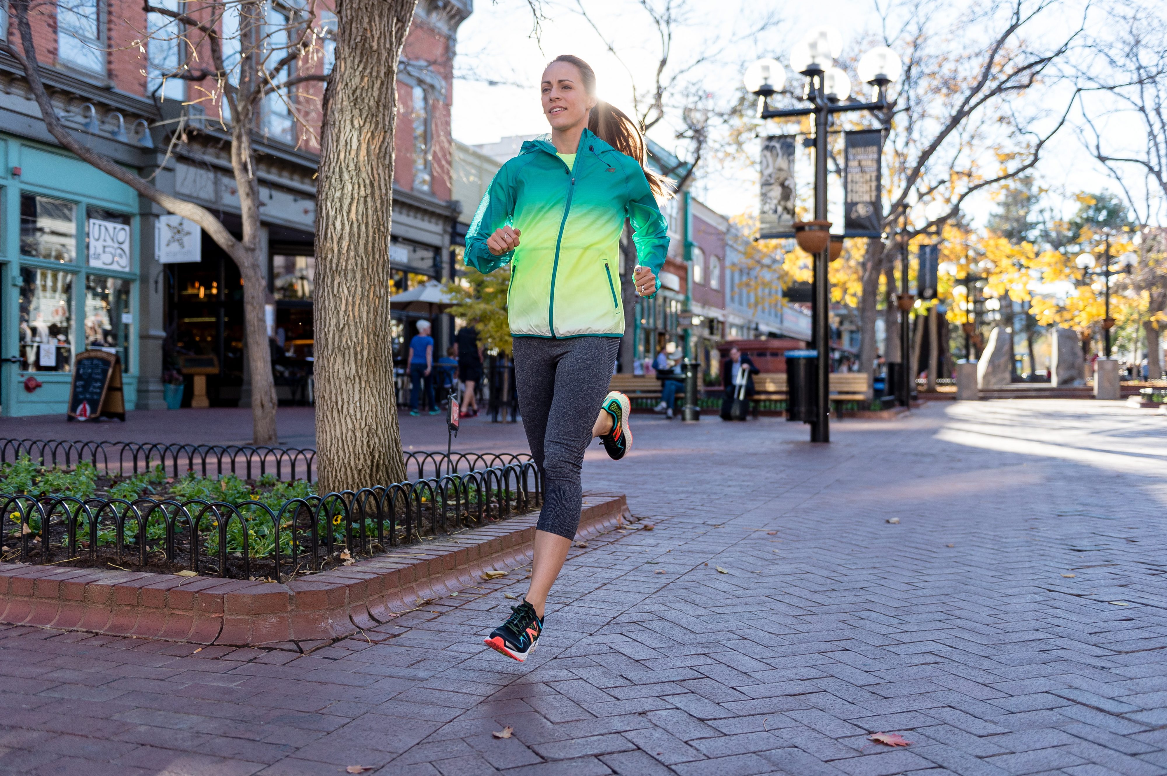 Jenny Simpson Embracing It C Tolle Run